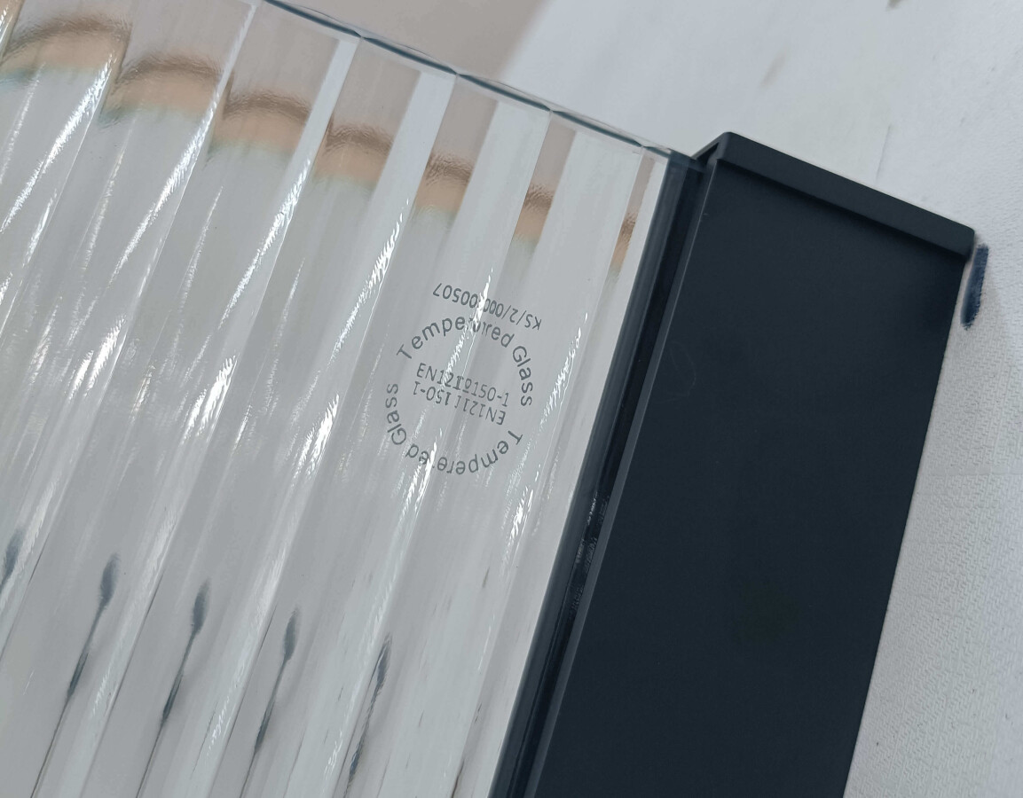 Aquatek AQ.WI.120.2BL Душевая перегородка Walk In 120см с держателем 1200мм черный матовый