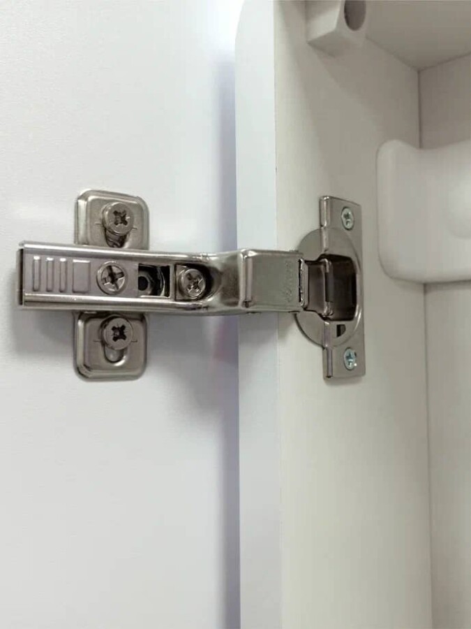 Зеркало-шкаф Taliente CBled 60 см TA-CBled-EL6080L белый с подсветкой с розеткой левый