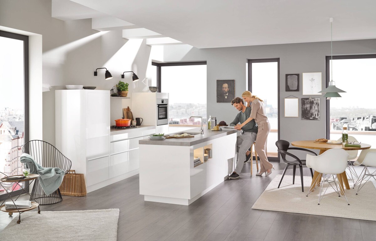 Grohe Essence 30269DC0 смеситель для кухни суперсталь