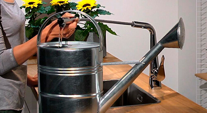 Hansgrohe Metris M71 Кухонный смеситель 320 с вытяжным изливом 1jet сталь 14821800