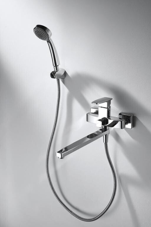 Bravat Riffle F672106C-LB смеситель для ванны хром