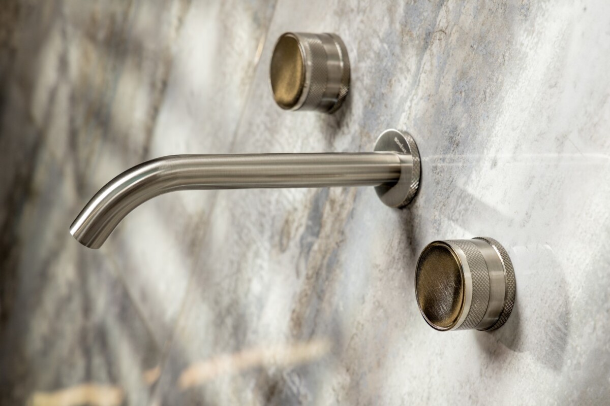 Смеситель для раковины из стены Boheme Prestige Nickel Brush на 3 отв. 152-2-NB-PR