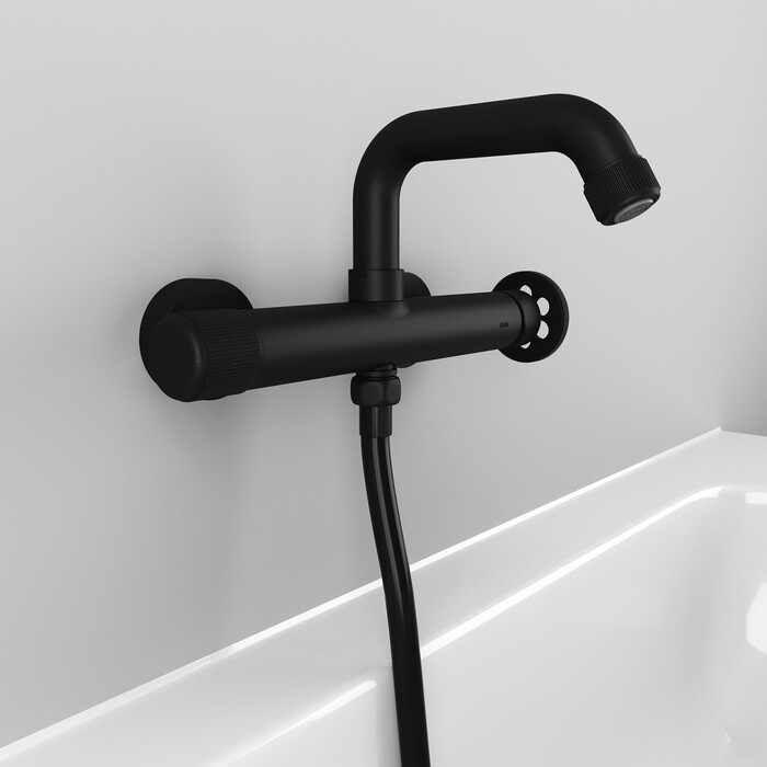 Iddis Grange GRABLR2i02WA смеситель для ванны черный