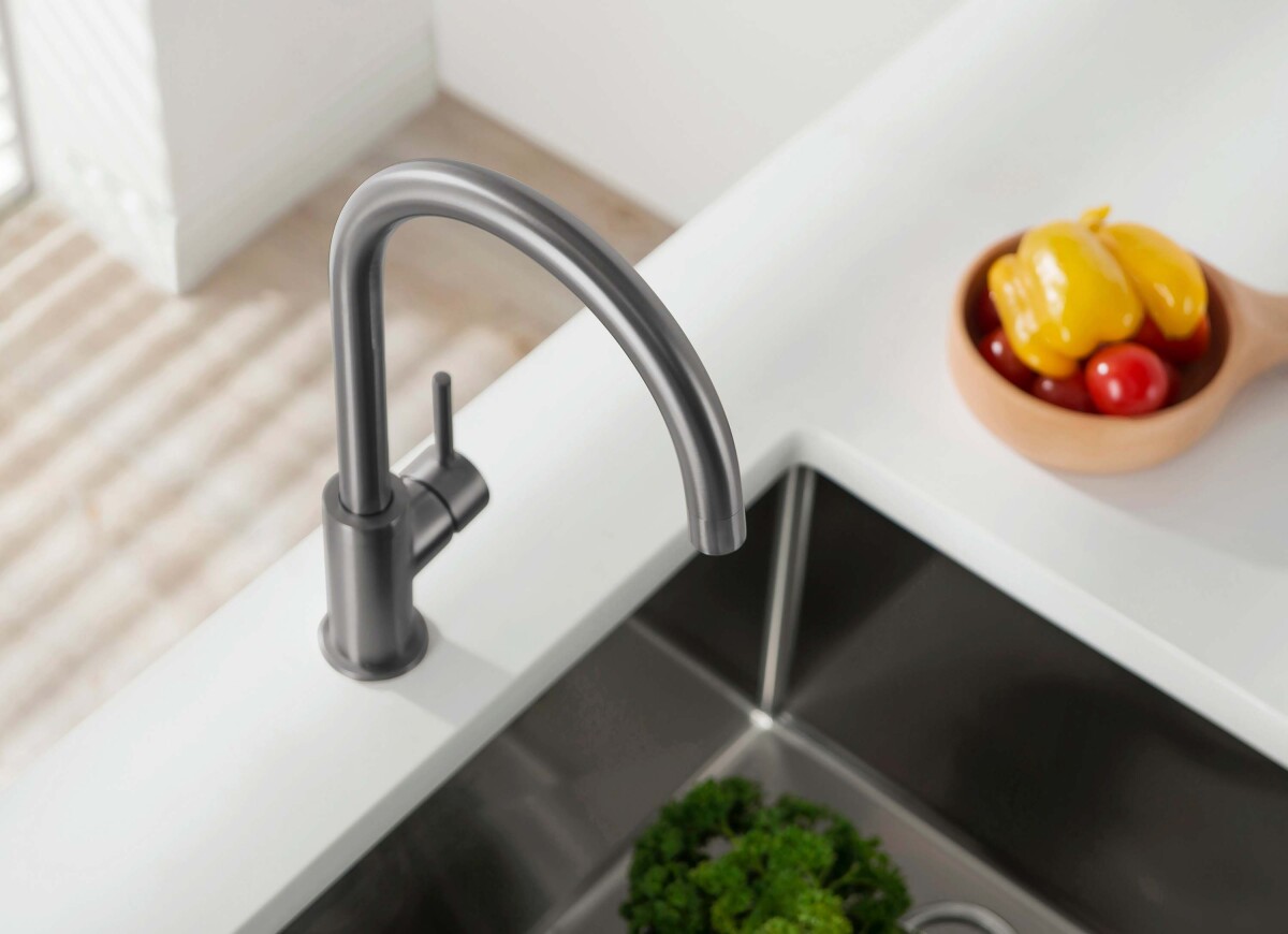 Aquatek Европа AQ1382BGM Смеситель для кухни Оружейная сталь