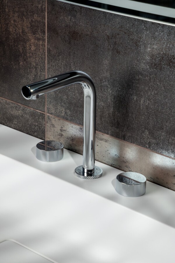 Смеситель для раковины Boheme Stick ручка Spirale на 3 отв. Chrome 152-CR.4