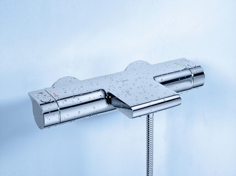 Grohe Grohtherm 2000 34174001 смеситель для ванны хром