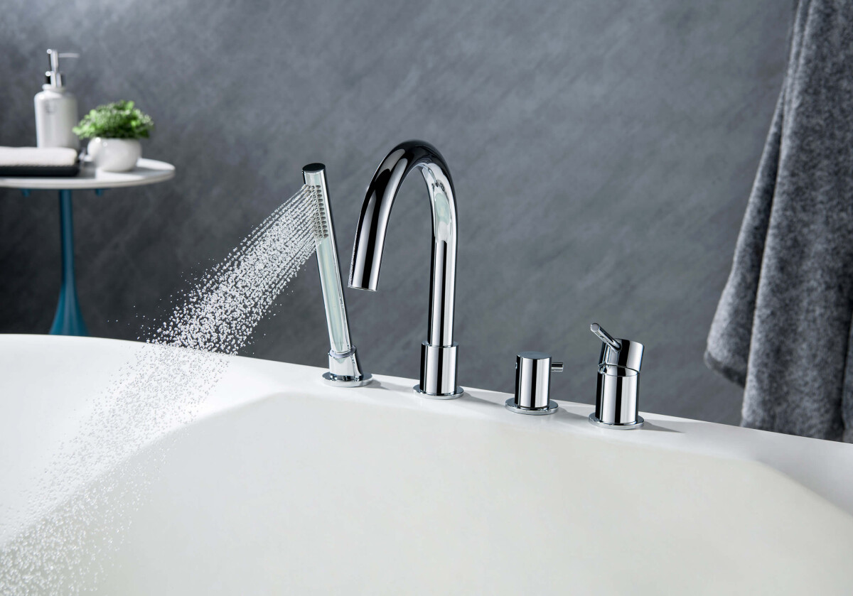 Aquatek Европа Смеситель на борт ванны на 4 отв. AQ1348CR