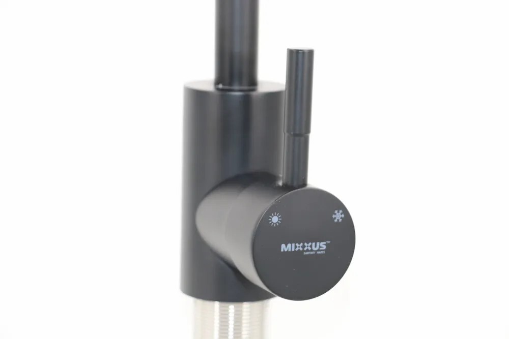 Mixxus SOK-011 Смеситель для кухни с гибким рефлекторным изливом Черный CR0617