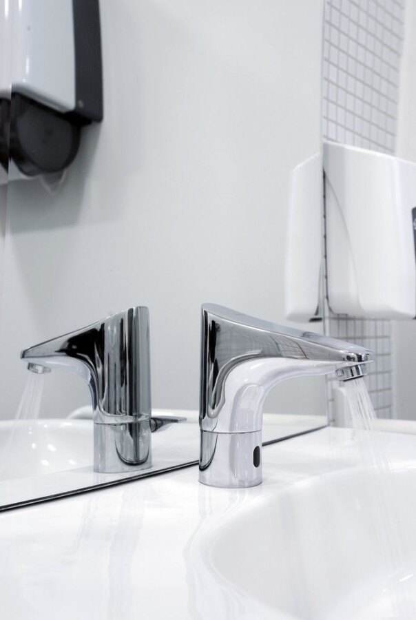 Grohe Europlus E 36207001 смеситель для раковины инфракрасный