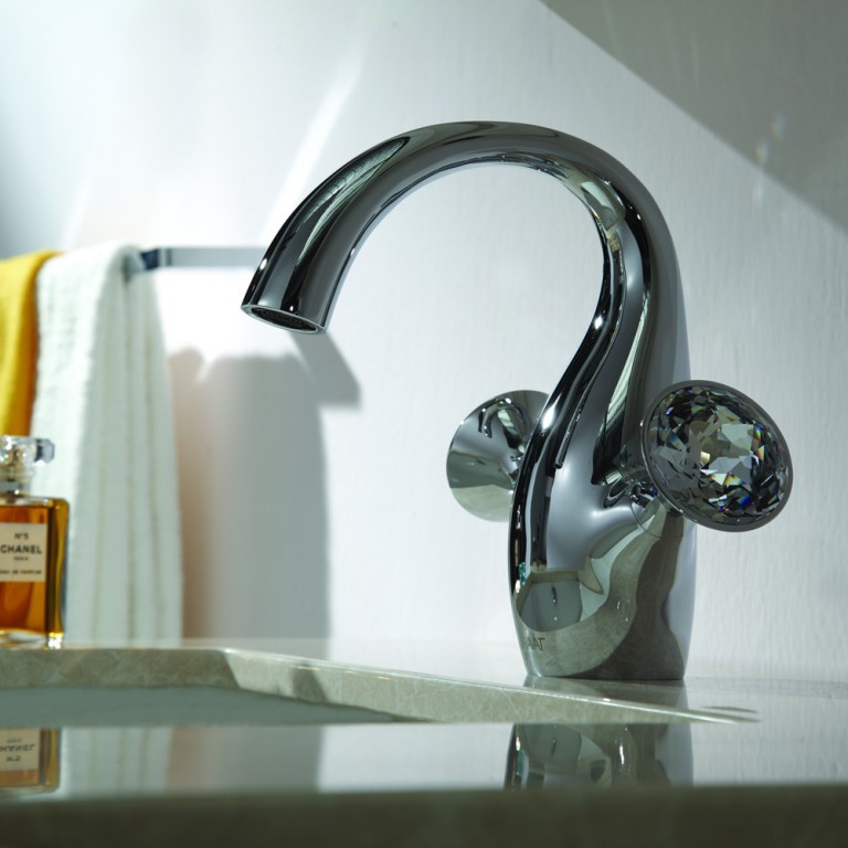 Bravat Swan F14287C-ENG смеситель для раковины хром