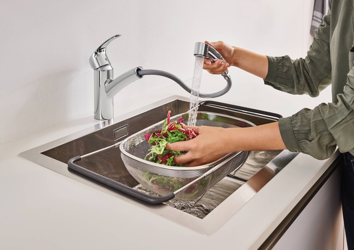 Grohe Eurosmart 30305000 смеситель для кухни хром
