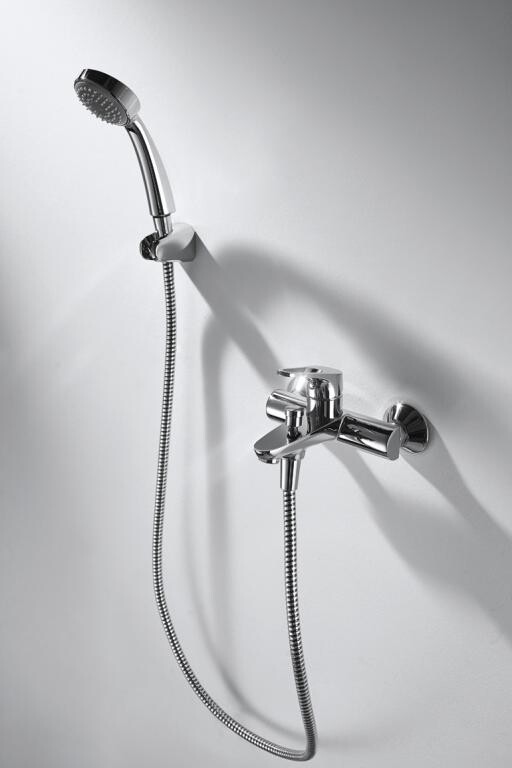 Bravat Drop-D F648162C-B-RUS смеситель для ванны хром