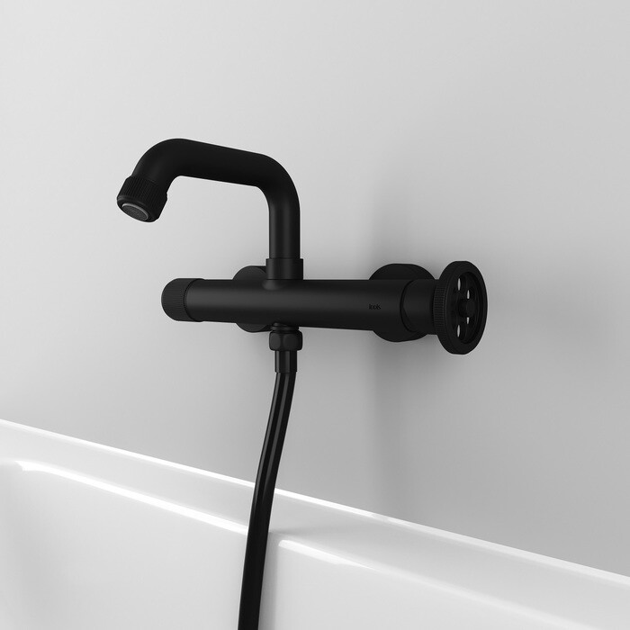 Iddis Grange GRABLR2i02WA смеситель для ванны черный