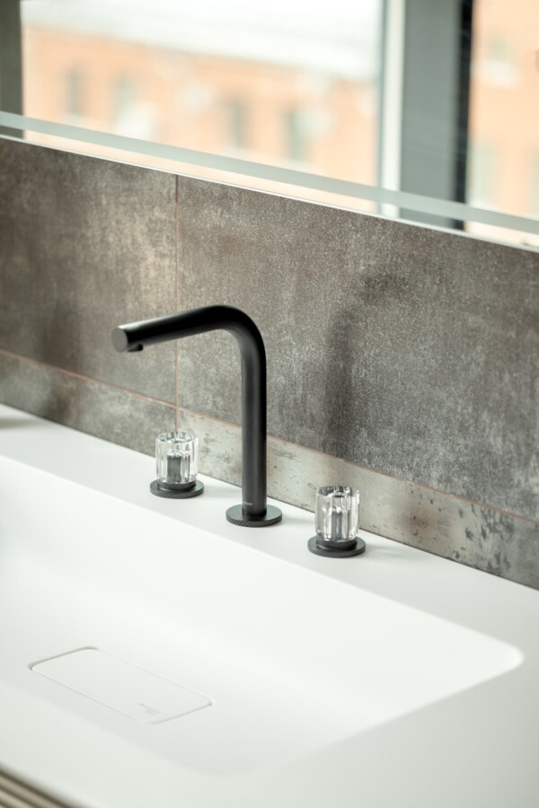 Смеситель для раковины на 3отв. Boheme Elegante Черный матовый 152-B-EL