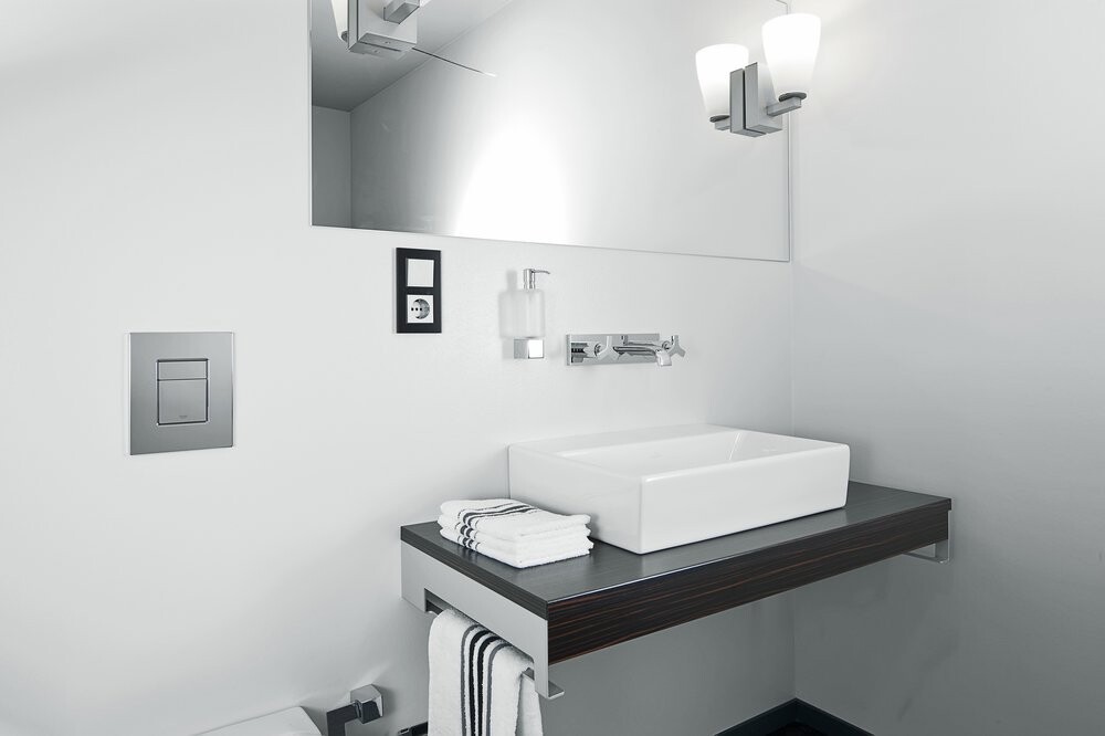 Grohe Allure 20190000 смеситель для раковины