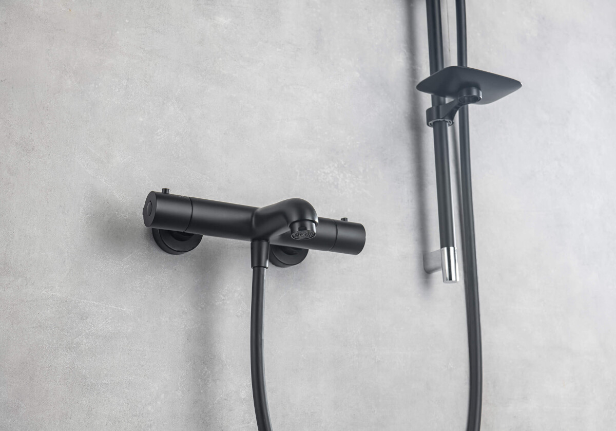 Aquatek Вега AQ1043MB Термостатический смеситель для ванны Черный матовый