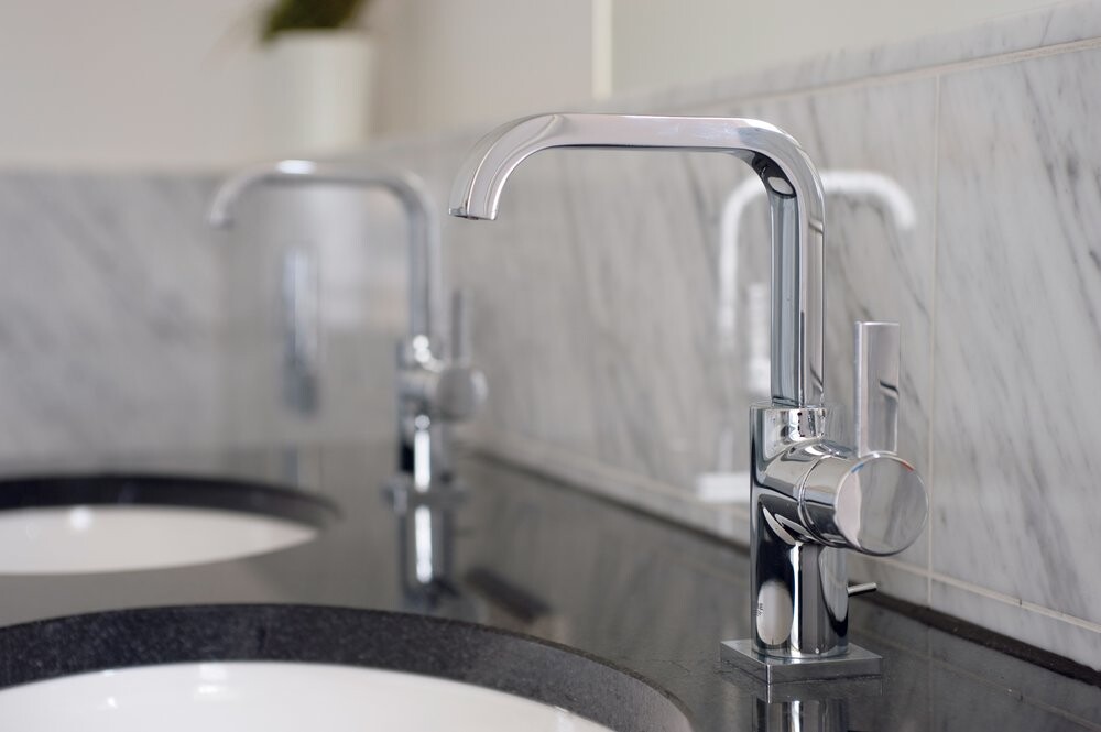 Grohe Allure 32146000 смеситель для раковины 28 мм