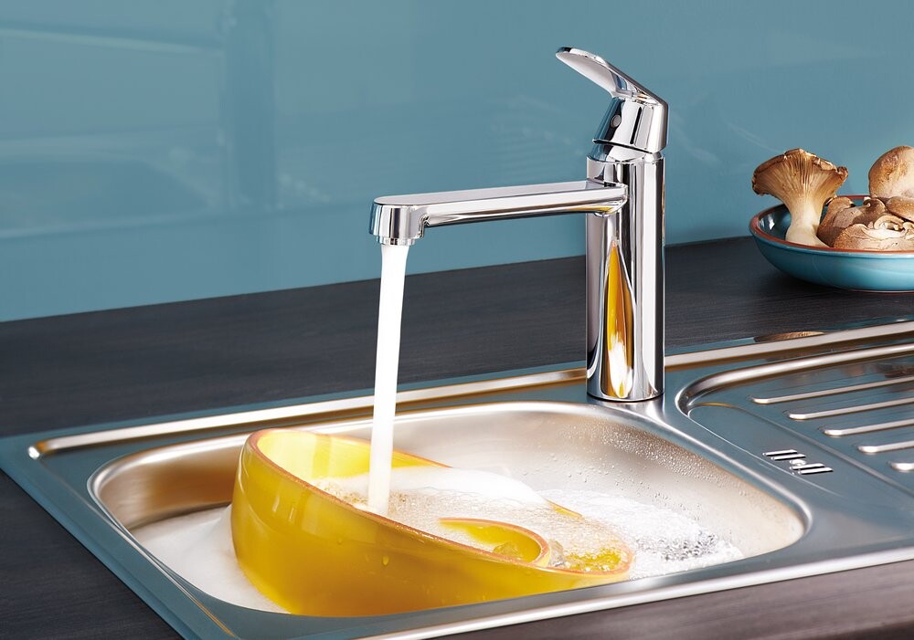 Grohe Eurosmart Cosmopolitan 30195000 смеситель для кухни хром
