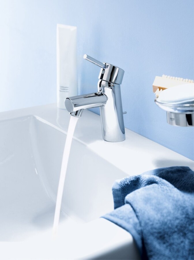 Grohe Concetto 32204001 смеситель для раковины 28 мм