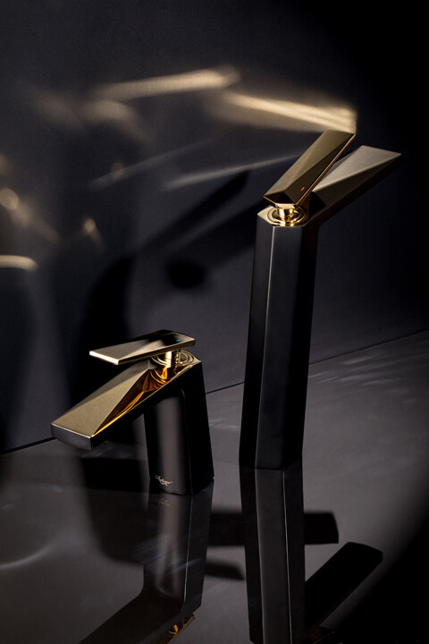 Смеситель для умывальника Boheme Venturo Черный / Золото 381-B