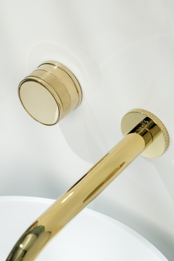 Смеситель для раковины из стены Boheme Prestige Gold на 3 отв. 152-2-G-PR