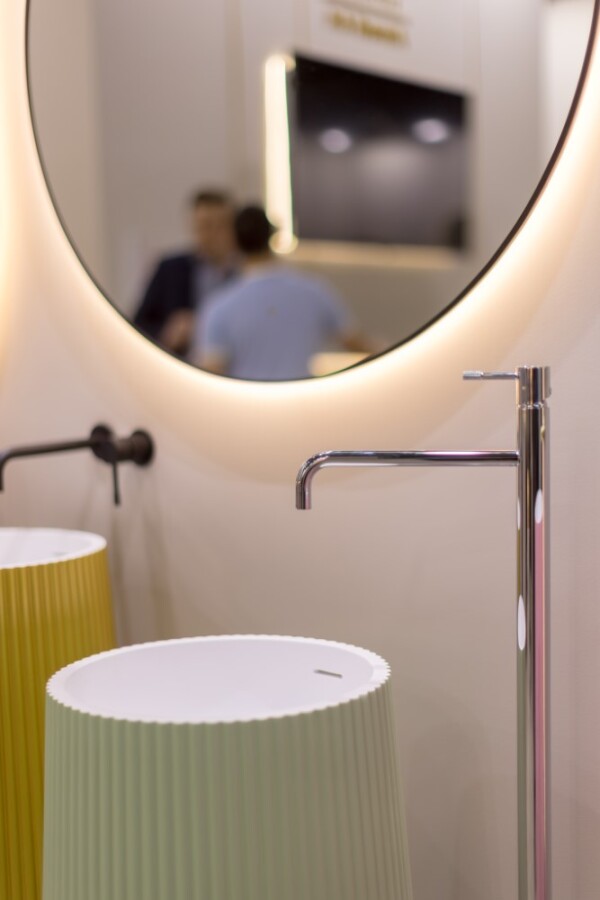 Смеситель для раковины напольный Boheme Uno Хром 107-CR