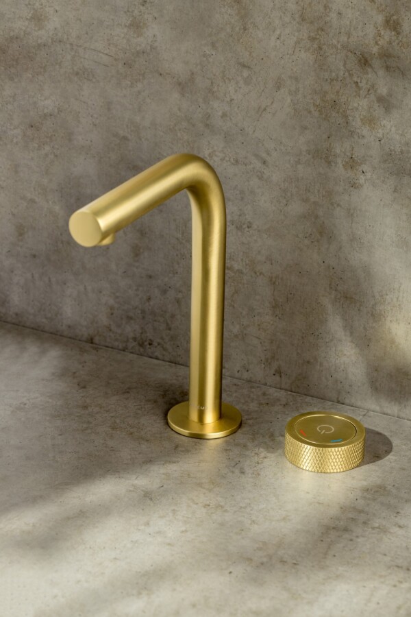 Смеситель автоматический для раковины на 2 отв. Boheme Tech Shine Matt Gold 158-MG