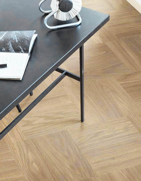 Ламинат напольный Egger KingSize Дуб Клифтон натуральный EPL058 класс 32
