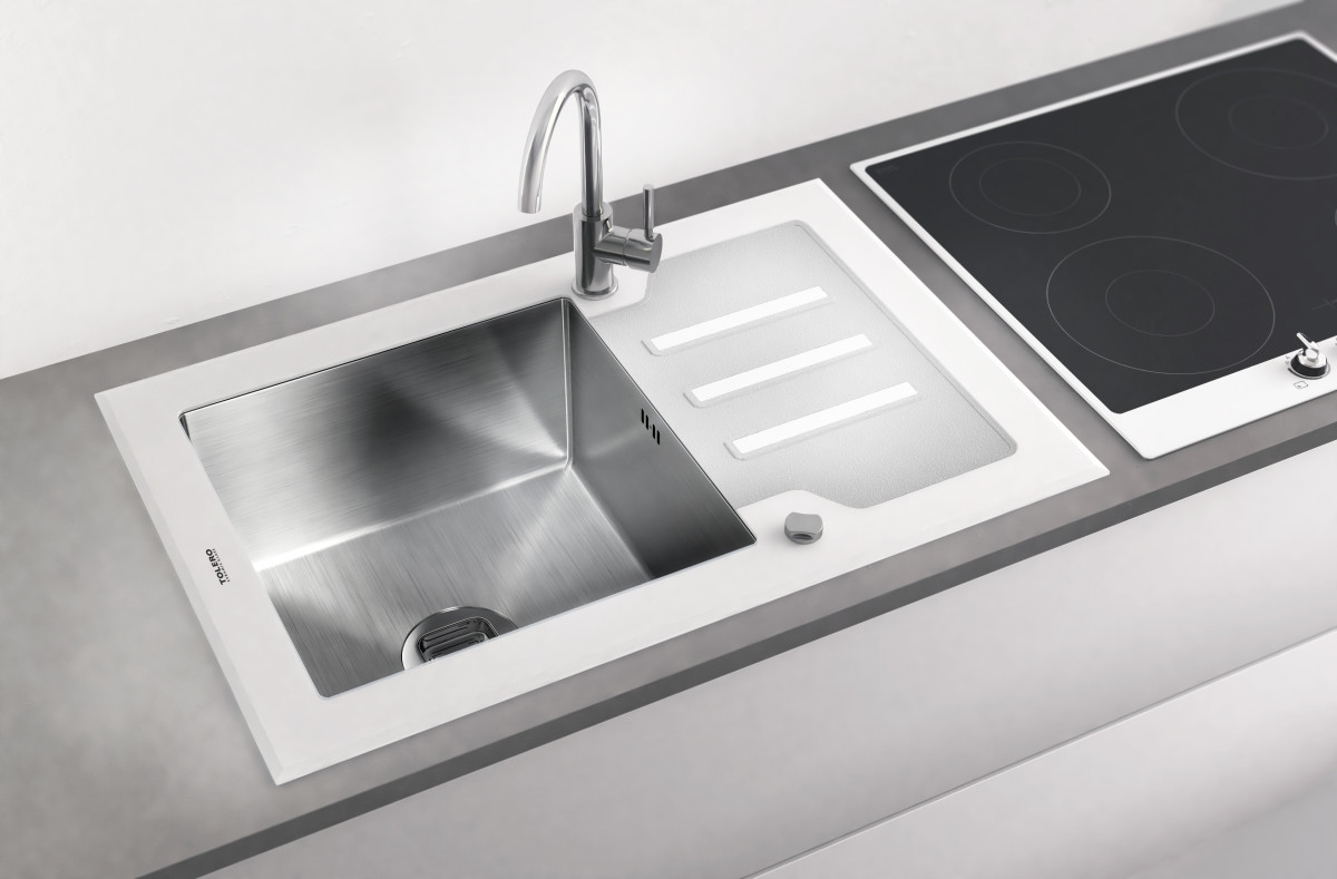 Мойка Tolero Ceramic Glass TG-660 нержавеющая сталь и закаленное стекло черный 50 x 66 см