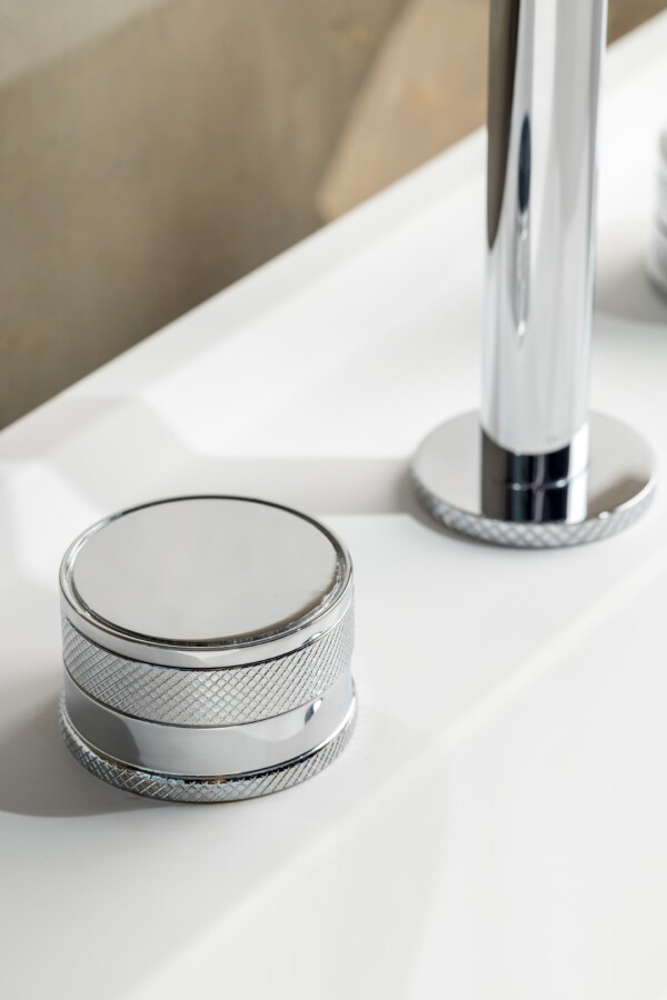 Смеситель для раковины Boheme Prestige Chrome на 3 отв. 152-CR-PR