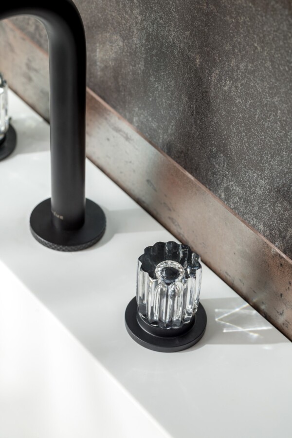 Смеситель для раковины на 3отв. Boheme Elegante Черный матовый 152-B-EL