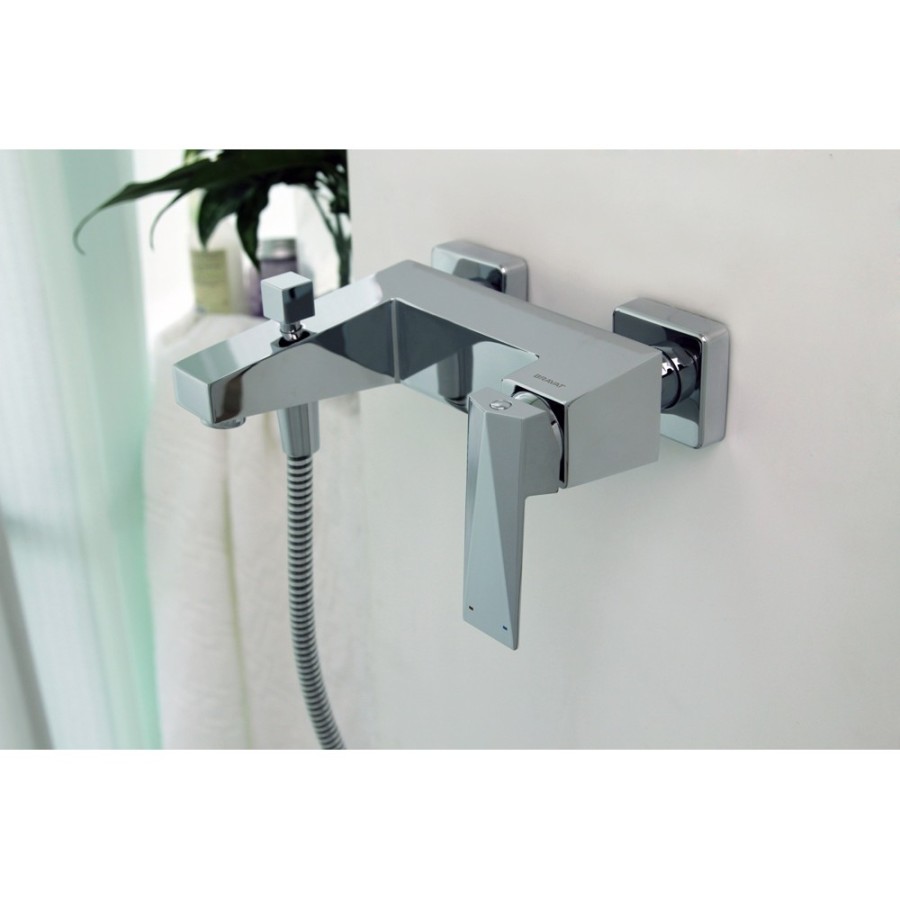 Bravat Iceberg F676110C-B-RUS смеситель для ванны хром