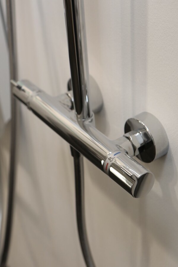 Hansgrohe Raindance Select S 300 2jet Showerpipe душевая система с термостатом хром 27133000