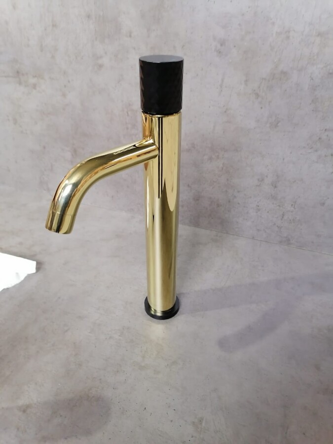 Смеситель для раковины высокий Boheme Stick Золото ручка Черная Diamond 122-GB
