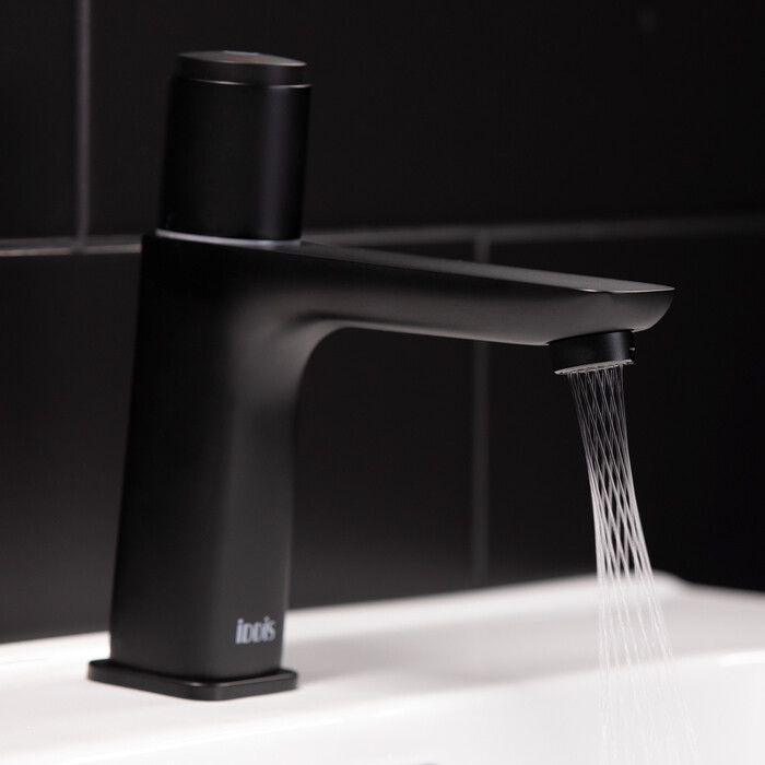 Iddis Slide SLIBLBTi01 смеситель для раковины с управлением Push Control