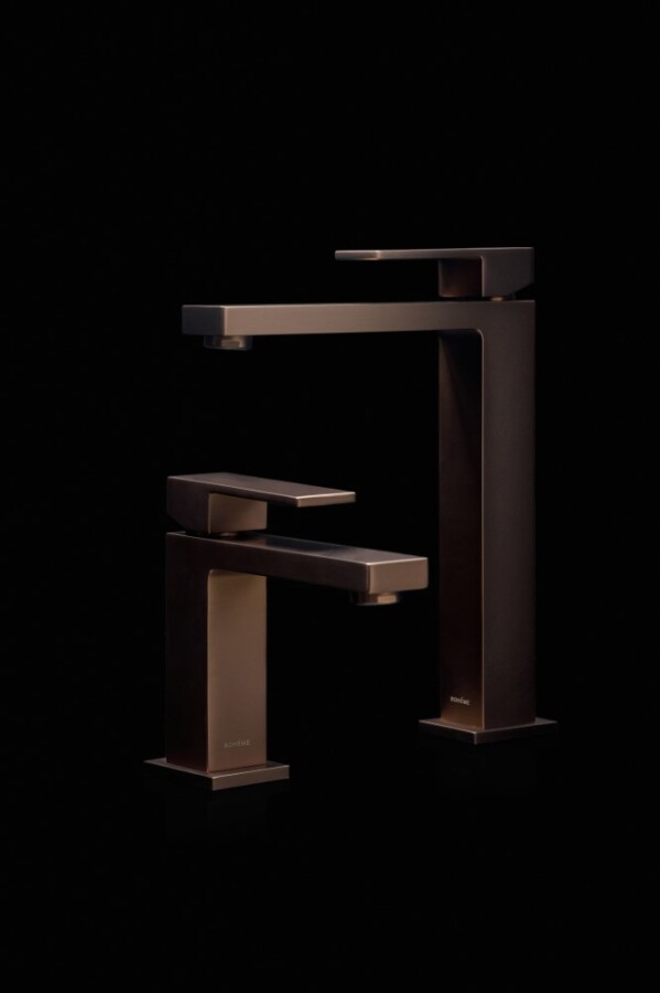 Смеситель для умывальника Boheme Qubic Brushed Bronze 471-BRB