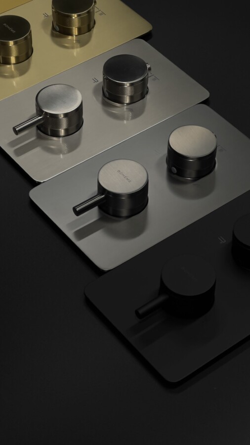 Смеситель встраиваемый с термостатом 2-х проходной Boheme Cell Thermo Gun Metal 134-2-GM