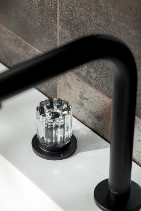 Смеситель для раковины на 3отв. Boheme Elegante Черный матовый 152-B-EL