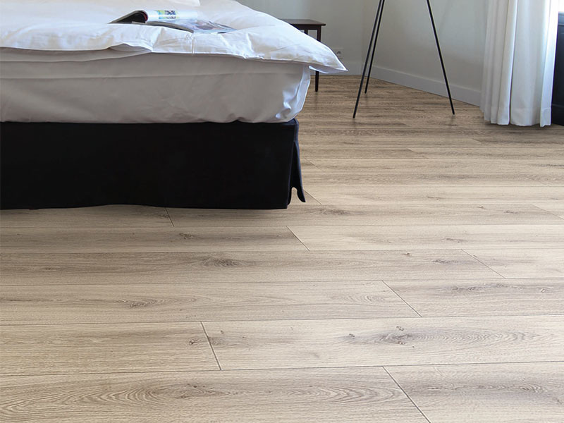Ламинат Balterio Xpert Pro Good 4x Small 32 класс 951 Каштан Богемский