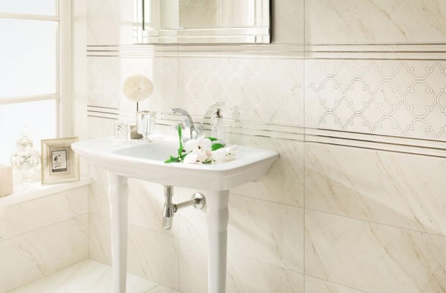 Tubadzin Larda White 30x75 см плитка настенная глянцевая белая