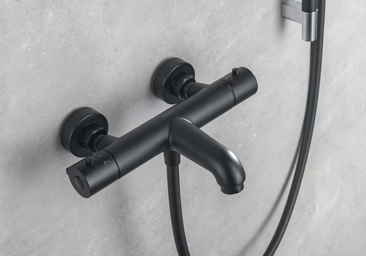 Aquatek Вега AQ1043MB Термостатический смеситель для ванны Черный матовый