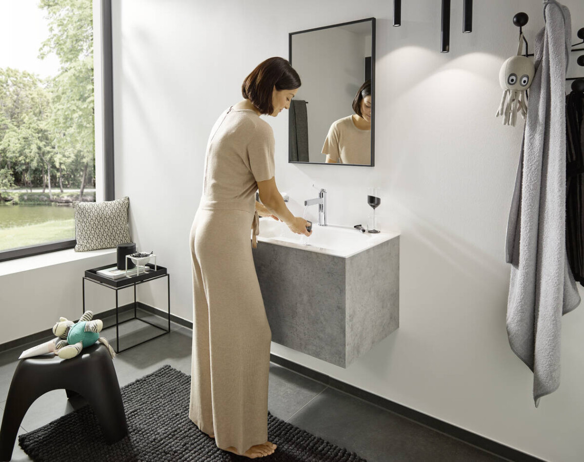 Hansgrohe Finoris Смеситель для раковины 110 со сливным гарнитуром хром 76020000