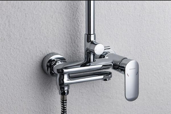 Bravat Opal F6125183CP-A3-RUS Душевая система с изливом
