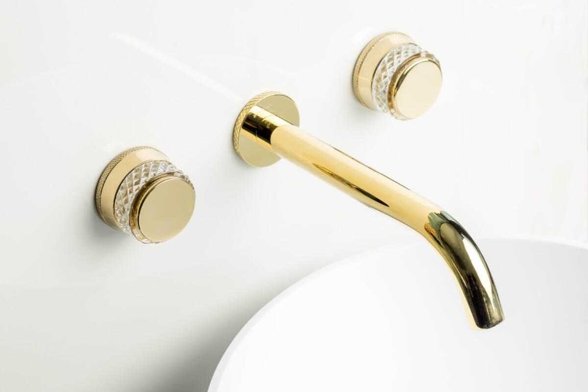 Смеситель для раковины из стены Boheme Aura Gold на 3 отв. 152-2-G-A