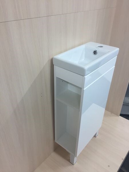 Loranto Стиль 40 тумба с раковиной Como CS00036181 напольная, правая