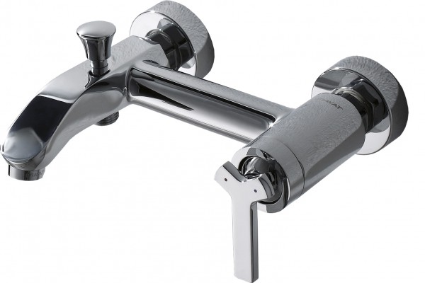 Bravat Waterfall F673107C-01 смеситель для ванны хром